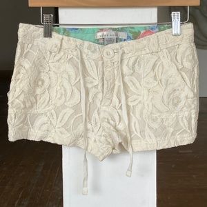 Ivory/cream lace short short